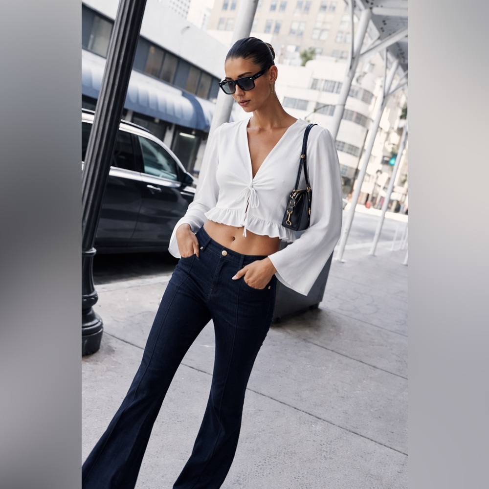 H&M Woman Long Sleeve Tie Blouse